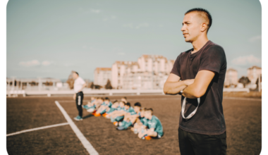 Why You Need Coaching for Ultimate Frisbee? What Does a Coach Do?